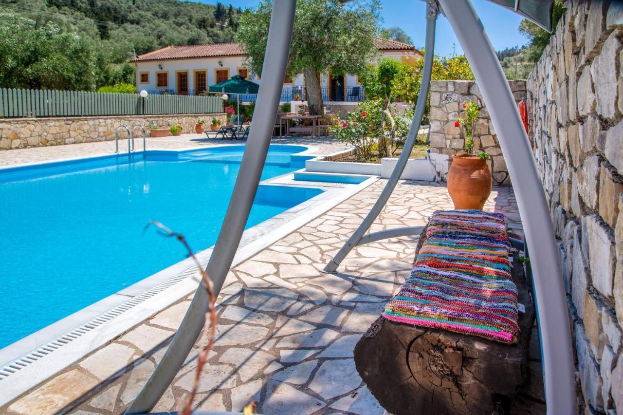 Aphrodite Studios & Apt With Pool Лакка Екстер'єр фото